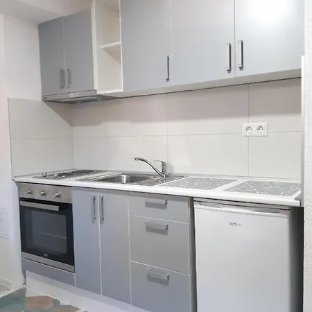 Apartman-stan Na Dan -stolac *