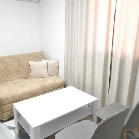 Apartman-stan Na Dan -stolac *